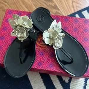 Tory Burch blossom hibiscus flower jelly thong sandals size 7